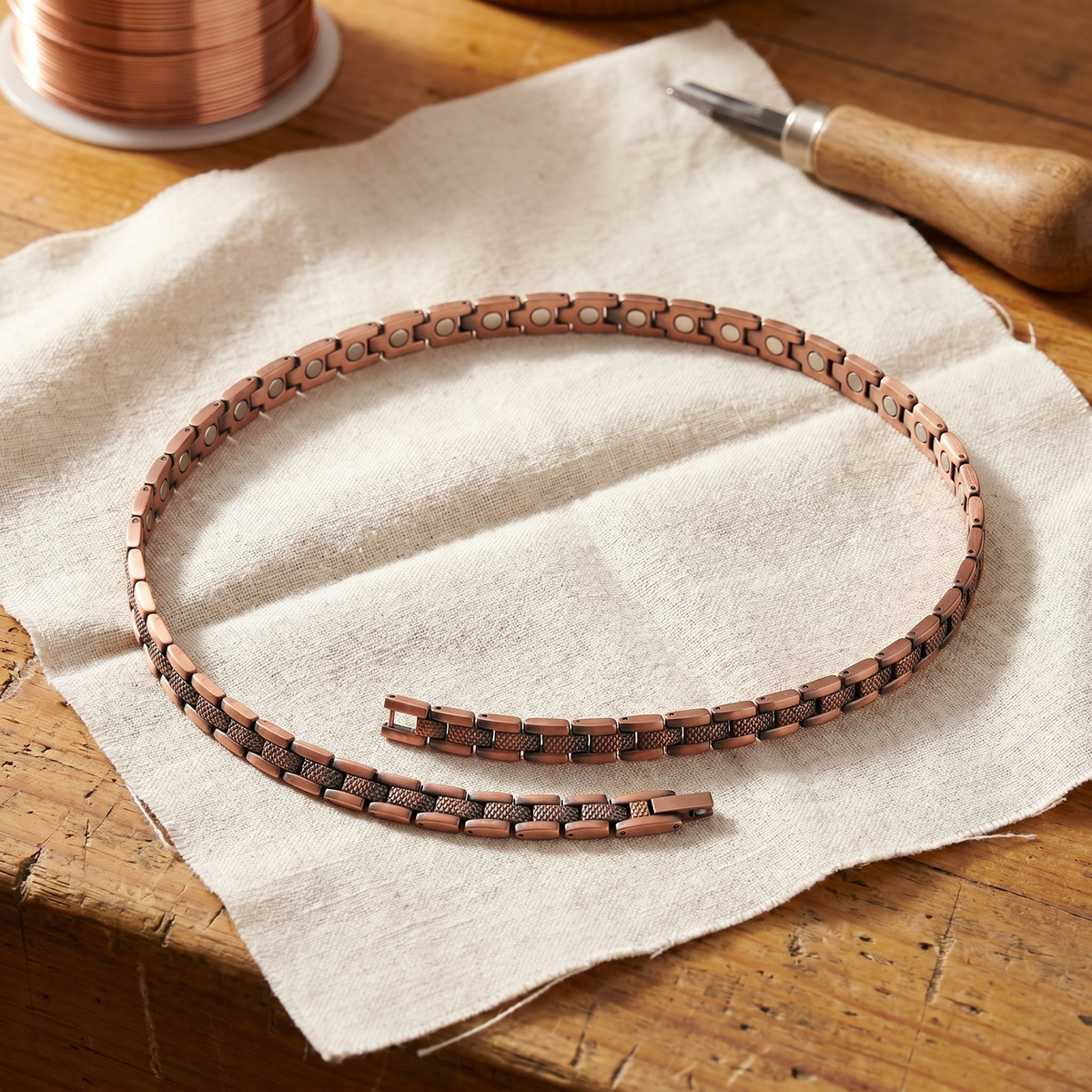 Olivia’s Haze Mesh-Link Copper Necklace
